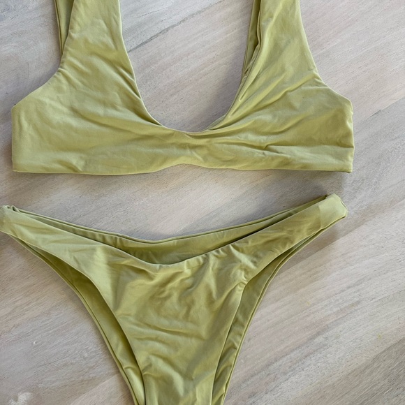 TOAST - Picture 2 of 4